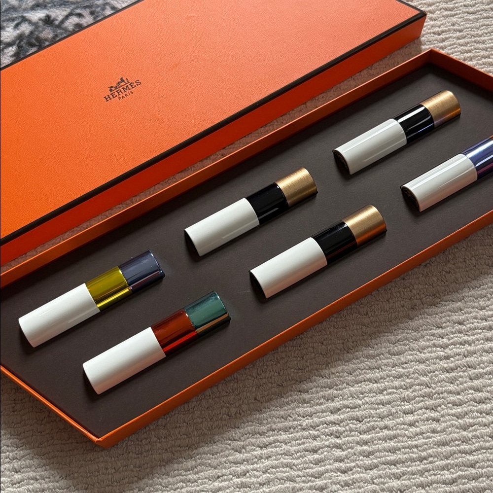 Hermès 6 Lipstick Set in Signature Orange Box - Picture 4 of 11